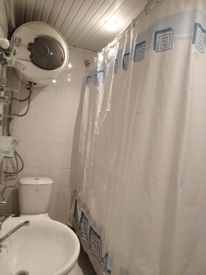 3 Room Apartment In Small Center Of 耶烈万 外观 照片