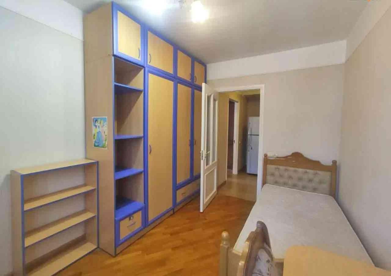 3 Room Apartment In Small Center Of 耶烈万 外观 照片